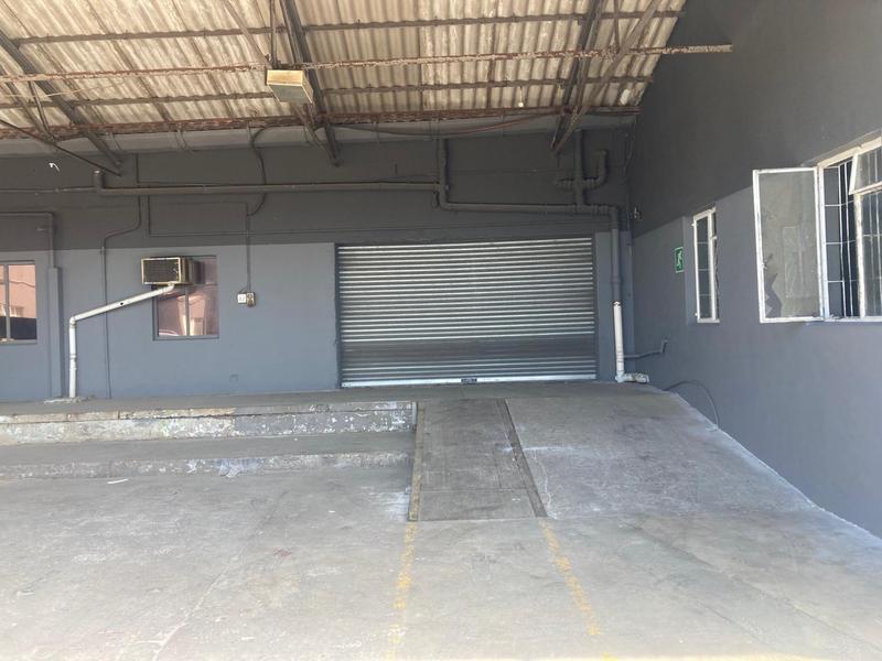 To Let Commercial Property for Rent in Sidwell Eastern Cape